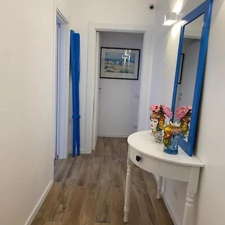 Blue Sea House *